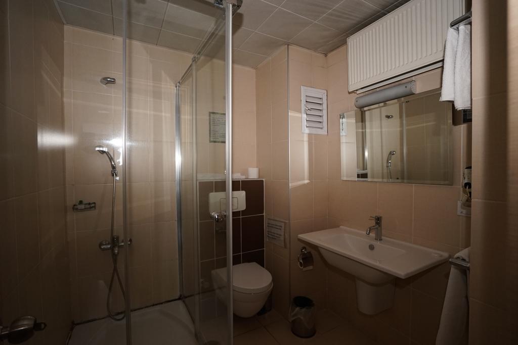 Yalihan Ari Hotel Unye Екстериор снимка