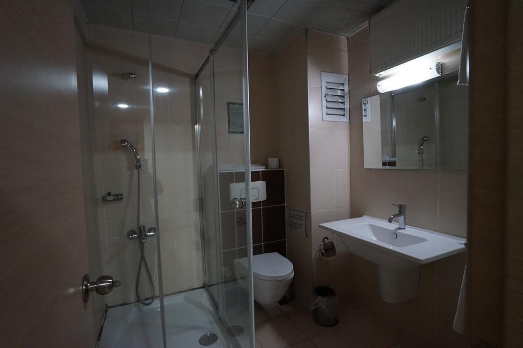 Yalihan Ari Hotel Unye Екстериор снимка